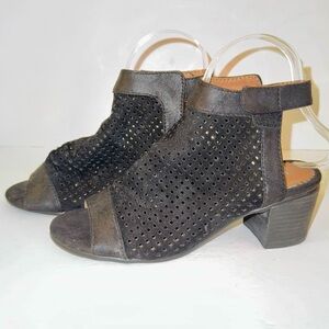 Black Perforated Faux Suede Block Heel Open Toe Ankle Booties, Sz 7